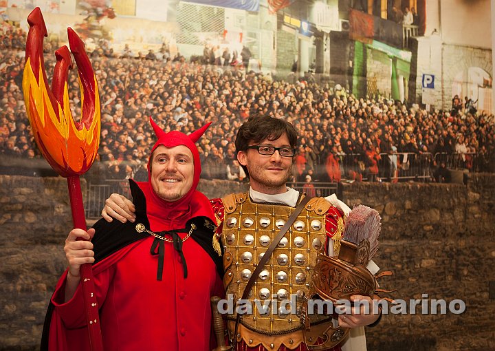 presentazione personaggi-7071.jpg